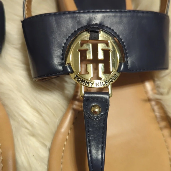 Tommy Hilfiger Leather Gold Logo Navy Nautical Thong Sandal 10M - Picture 2 of 7